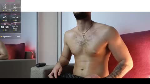 Snapshot of nicholassx chatting on October 6, 5:43 pm Nicholassx online show from October 6, 5:43 pm