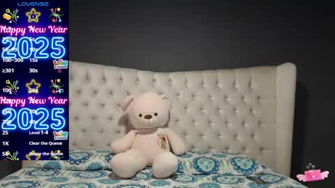 Snapshot of nichole_bree chatting on January 7, 11:48 am Nichole online show from January 7, 11:48 am