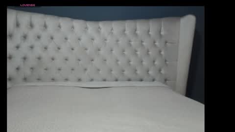 Snapshot of nichole_bree chatting on September 10, 10:48 am Nichole online show from September 10, 10:48 am