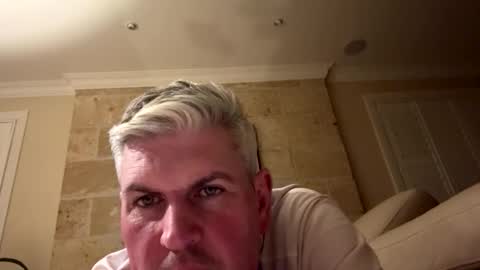 Snapshot of nick578320 chatting on September 18, 1:02 pm nick578320 online show from September 18, 1:02 pm