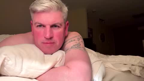 Snapshot of nick578320 chatting on September 21, 3:24 pm nick578320 online show from September 21, 3:24 pm