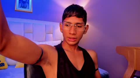 Nick online show from March 20, 2:05 am