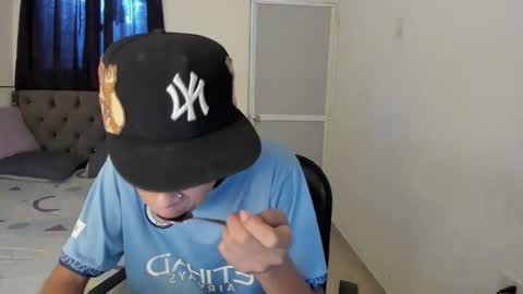 Snapshot of nick_master2 chatting on March 3, 7:42 pm nick_master2 online show from March 3, 7:42 pm