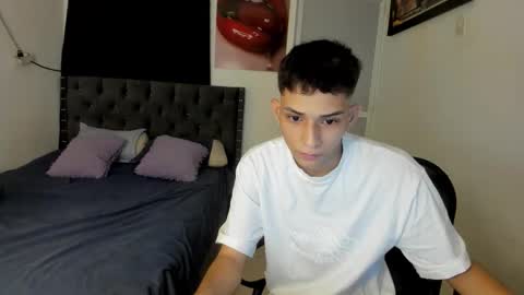 nick_master2 online show from March 30, 1:28 am