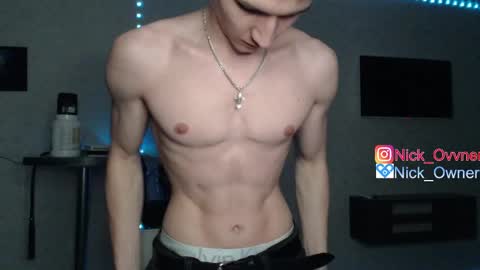 Snapshot of nick_owner chatting on February 18, 4:37 pm Nick online show from February 18, 4:37 pm