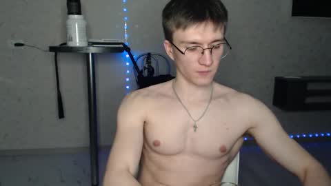 Snapshot of nick_owner chatting on March 7, 9:17 pm Nick online show from March 7, 9:17 pm