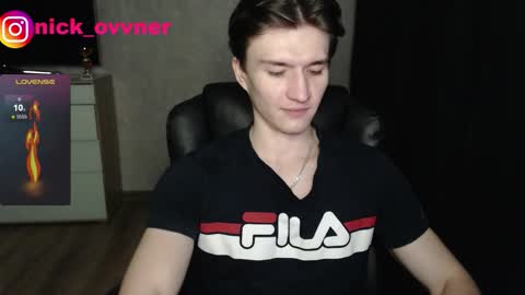 Snapshot of nick_owner chatting on October 8, 1:58 am Nick online show from October 8, 1:58 am