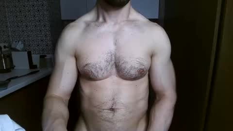 nick_thestud online show from June 7, 6:55 pm