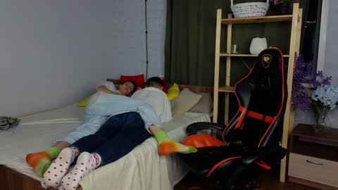 Nick online show from December 8, 11:24 am