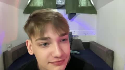 Nick online show from December 9, 7:17 am