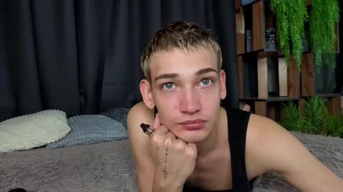 Nick online show from October 26, 7:42 pm