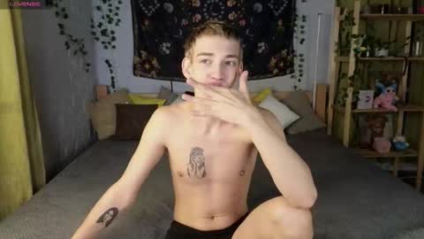 Nick online show from November 9, 5:33 pm