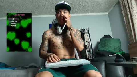 Nickhot0609 online show from March 31, 10:48 am