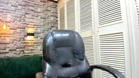 Nickk Wolff online show from September 12, 10:10 pm