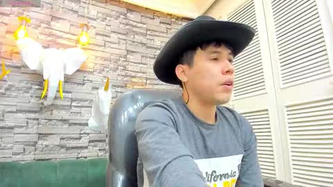 Nickk Wolff online show from November 11, 3:06 am