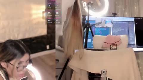 Snapshot of nickky__ chatting on February 24, 2:42 am Nicky online show from February 24, 2:42 am