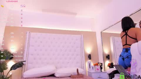 nickky online show from November 5, 1:33 pm