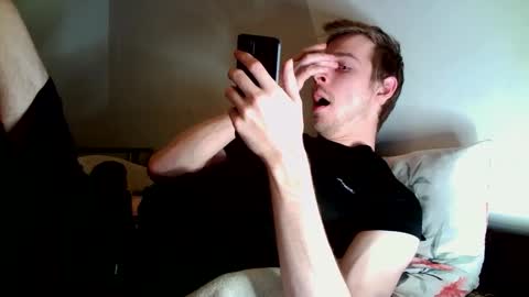 Snapshot of nicksuper8 chatting on October 28, 12:36 am Nick online show from October 28, 12:36 am