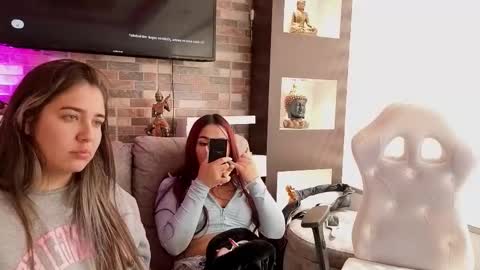 Snapshot of nicky_as chatting on October 18, 2:40 pm nicky_as online show from October 18, 2:40 pm