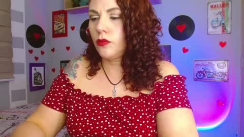 Snapshot of nicky_lucy_m chatting on February 15, 3:52 am lucy online show from February 15, 3:52 am