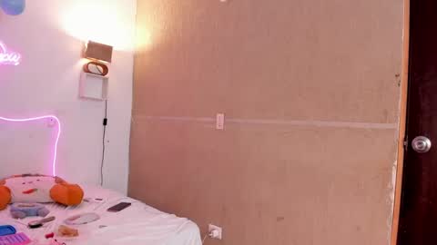 Snapshot of nicky_teem chatting on January 21, 7:15 am nicky_teem online show from January 21, 7:15 am