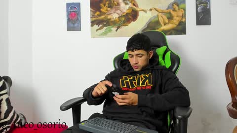 nicky online show from December 18, 7:30 pm