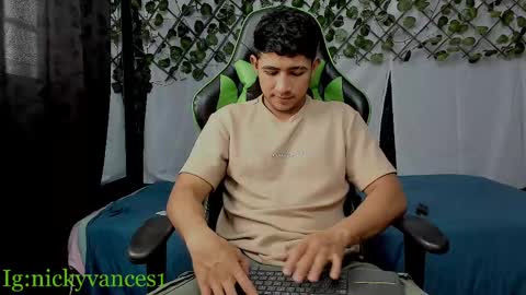 nicky online show from September 20, 7:26 pm