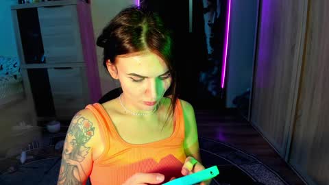 Nicky Weekends online show from January 31, 7:07 am