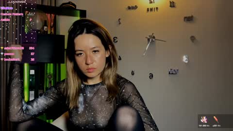 Nicky online show from December 13, 1:26 am