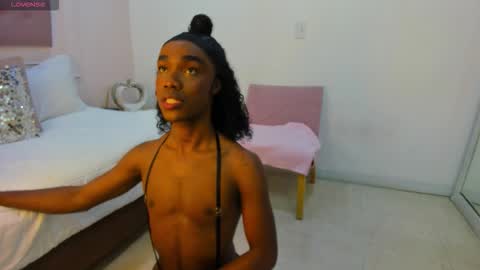 Snapshot of nico_dior chatting on February 12, 3:12 am nico_dior online show from February 12, 3:12 am