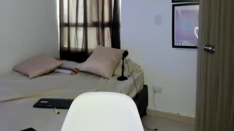 Snapshot of nicocartterr chatting on November 27, 11:56 am nicol online show from November 27, 11:56 am