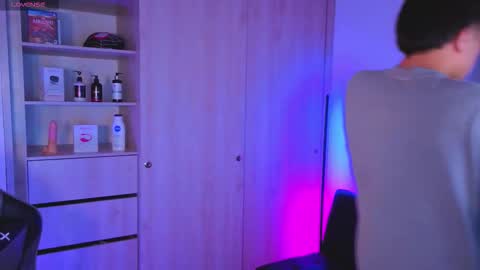 Snapshot of nicoisonline chatting on October 25, 8:03 pm Nicolas online show from October 25, 8:03 pm