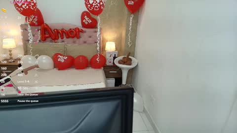 Nicol Alvarez online show from February 16, 3:26 am