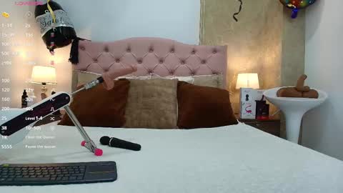 Nicol Alvarez online show from March 9, 3:32 am