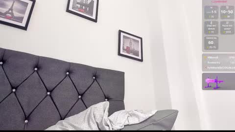 Snapshot of nicol_gil01 chatting on February 28, 3:59 am Nicol online show from February 28, 3:59 am