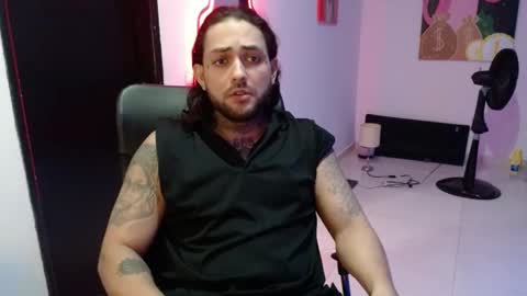 Snapshot of nicolas_torres99 chatting on December 17, 3:28 am nicolas online show from December 17, 3:28 am