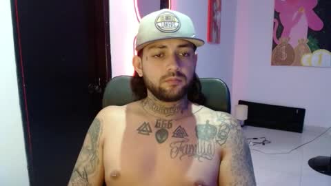 Snapshot of nicolas_torres99 chatting on December 21, 3:47 am nicolas online show from December 21, 3:47 am