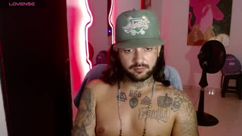 Snapshot of nicolas_torres99 chatting on January 17, 5:11 am nicolas online show from January 17, 5:11 am