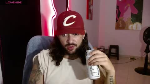 Snapshot of nicolas_torres99 chatting on January 24, 2:18 am nicolas online show from January 24, 2:18 am
