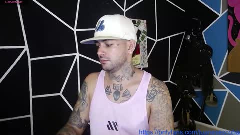 Snapshot of nicolas_torres99 chatting on October 22, 2:34 am nicolas online show from October 22, 2:34 am