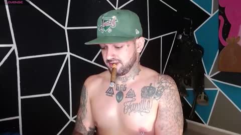 Snapshot of nicolas_torres99 chatting on October 28, 2:26 am nicolas online show from October 28, 2:26 am