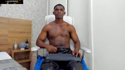 Nicolas online show from January 17, 1:46 pm