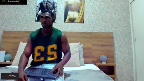 Nicolas online show from February 26, 5:28 pm