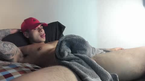 Andres online show from February 8, 11:55 pm