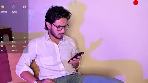 Snapshot of nicolasrodrii chatting on December 10, 10:47 pm nicolasrodrii online show from December 10, 10:47 pm
