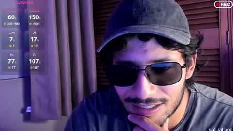 Snapshot of nicolasrodrii chatting on October 23, 11:03 pm nicolasrodrii online show from October 23, 11:03 pm