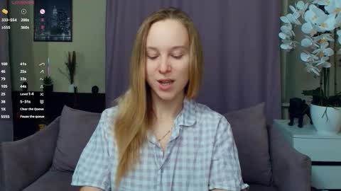 Nicoletta online show from February 21, 6:53 pm