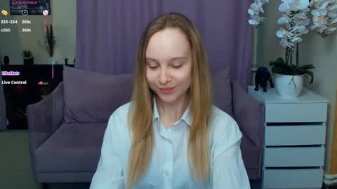 Nicoletta online show from March 26, 6:46 pm