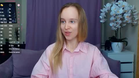 Nicoletta online show from April 11, 6:45 pm