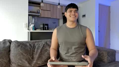 nicole_and_thiago1 online show from January 7, 1:57 pm